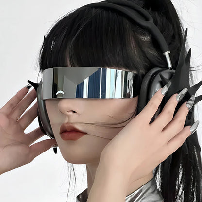 Gafas futuristas para llevarlas hasta el fin del mundo. Sobrevive con ellas a la bomba atómica